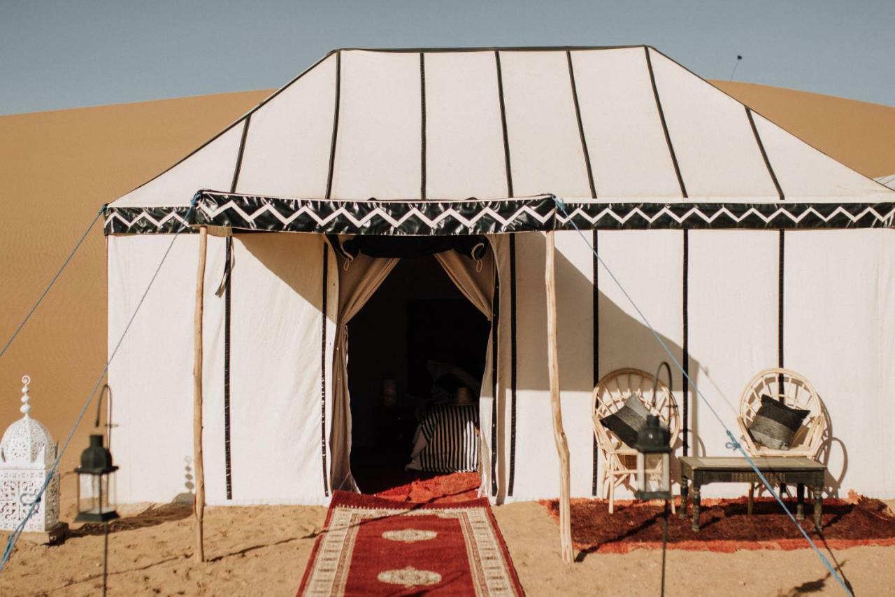 Desert Luxury Camp Erg Chigaga El Gouera Exteriör bild